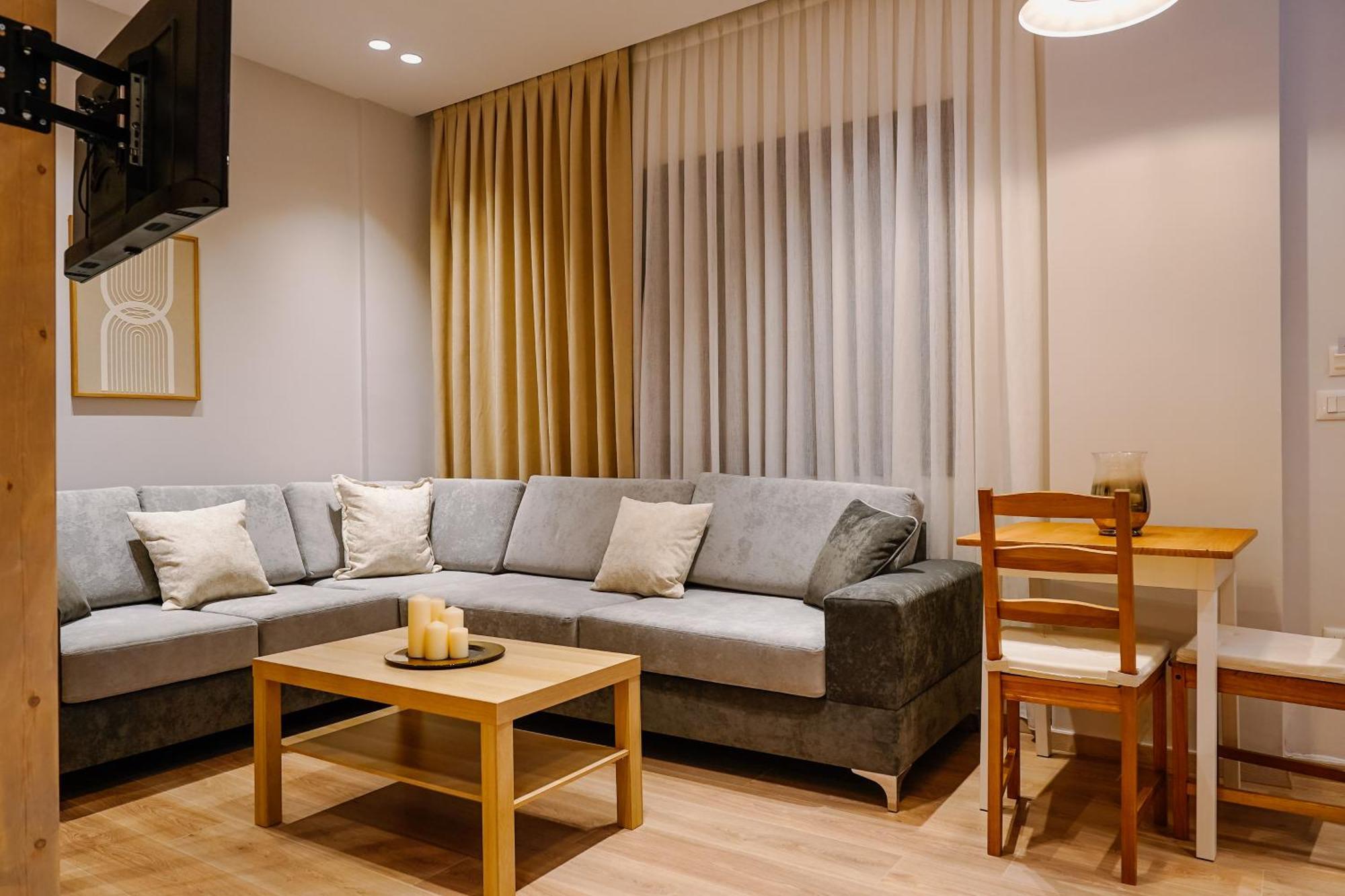 Asimenja's Apartamento *